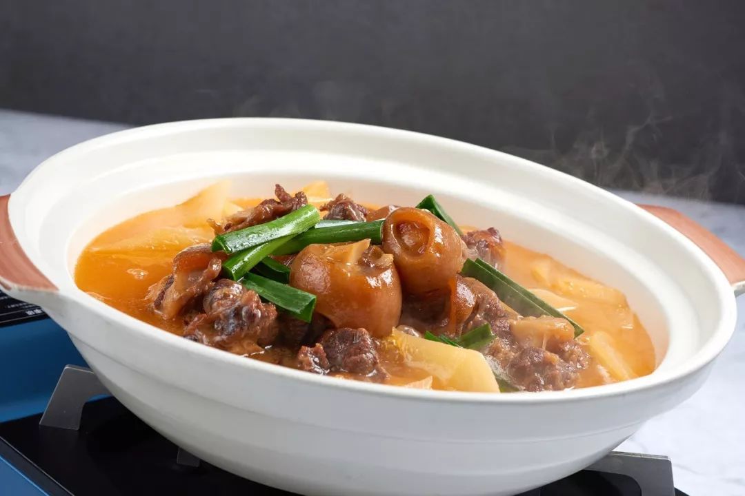 图片[5]-【萝卜焖牛尾】做法步骤图 吃货们的福利 特香-起舞食谱网