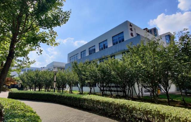 西安三所中学被称为“一本收割机”，教学实力强劲，学生成绩斐然