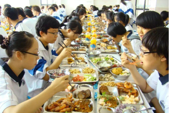 河北这一学校被通报，食品不合格，相关部门回应，孩子安全最主要