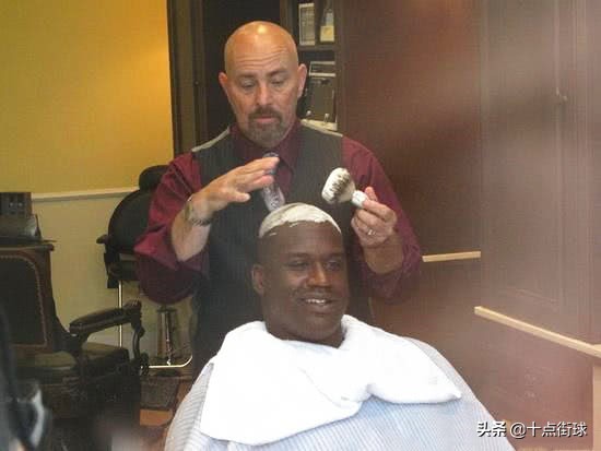 nba为什么很多光头球员（NBA球星大多是光头，但为何理发要花上千美金？詹姆斯理发最土豪）
