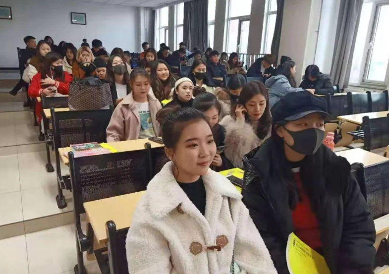 大学期末考试并不难，为什么很多学生会挂科，是老师故意不给过吗