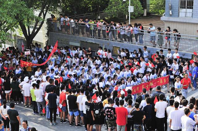 安徽师大有105人，华南农大有177人，均是录取后没有报到，可惜了