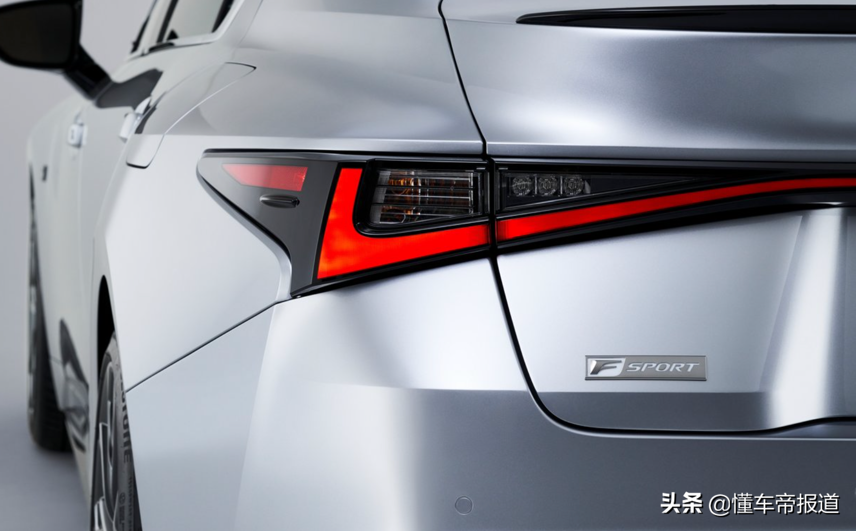 新车 </p><p>　　 外观更运动，约28万起售，对标宝马3系！新款雷克萨斯IS官图