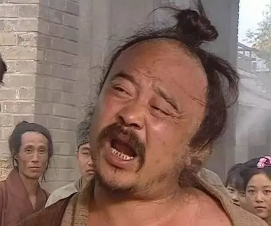 牛二(二)面相不好的人在《水浒传》当中,凡是坏人,面相都不好.