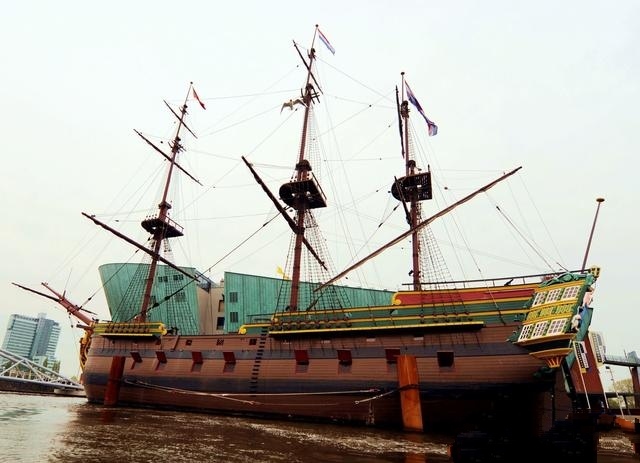 赫克托号,17世纪荷兰海军3桅战舰,,船长56.60米,宽10.5米,吃水5.