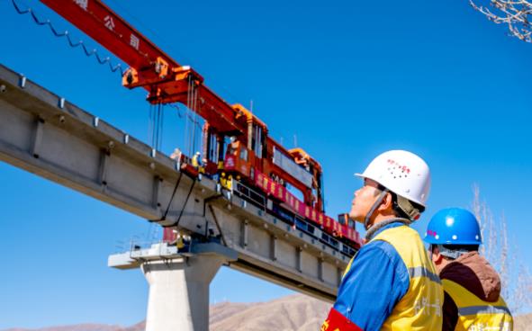 高考生成绩300分被本科录取，通知书拿在手里，学生却笑不出来