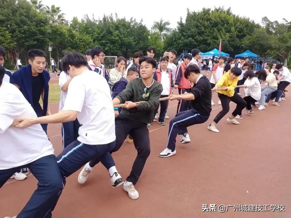 更快 更高 更强 更团结——第八届校园运动会圆满落幕