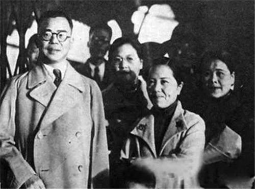 蒋廷黻：被原配纠缠18年，至死未成功离婚，去世后，原配出席葬礼