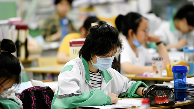 安徽高考文科生有多难？分数线高不是原因，“内卷”才叫人崩溃