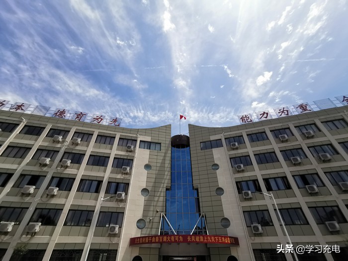 合肥八中集团，正式托管肥西中学