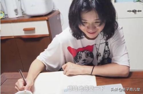 广西38岁妈妈没上完初中，却和孩子一起参加高考，成绩让网友点赞