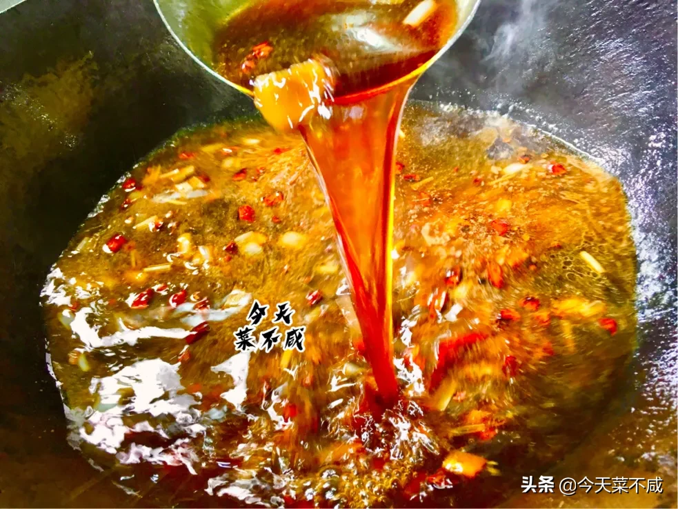 家常炖鲅鱼,不煎不炸,多放这两种调料,一点不腥,我经常这样做