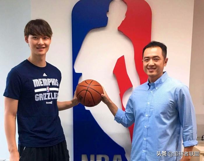 nba为什么喜欢签中国球星(详解湖人获王哲林签约权！为何特权能留这么久？曾表态想联手詹皇)