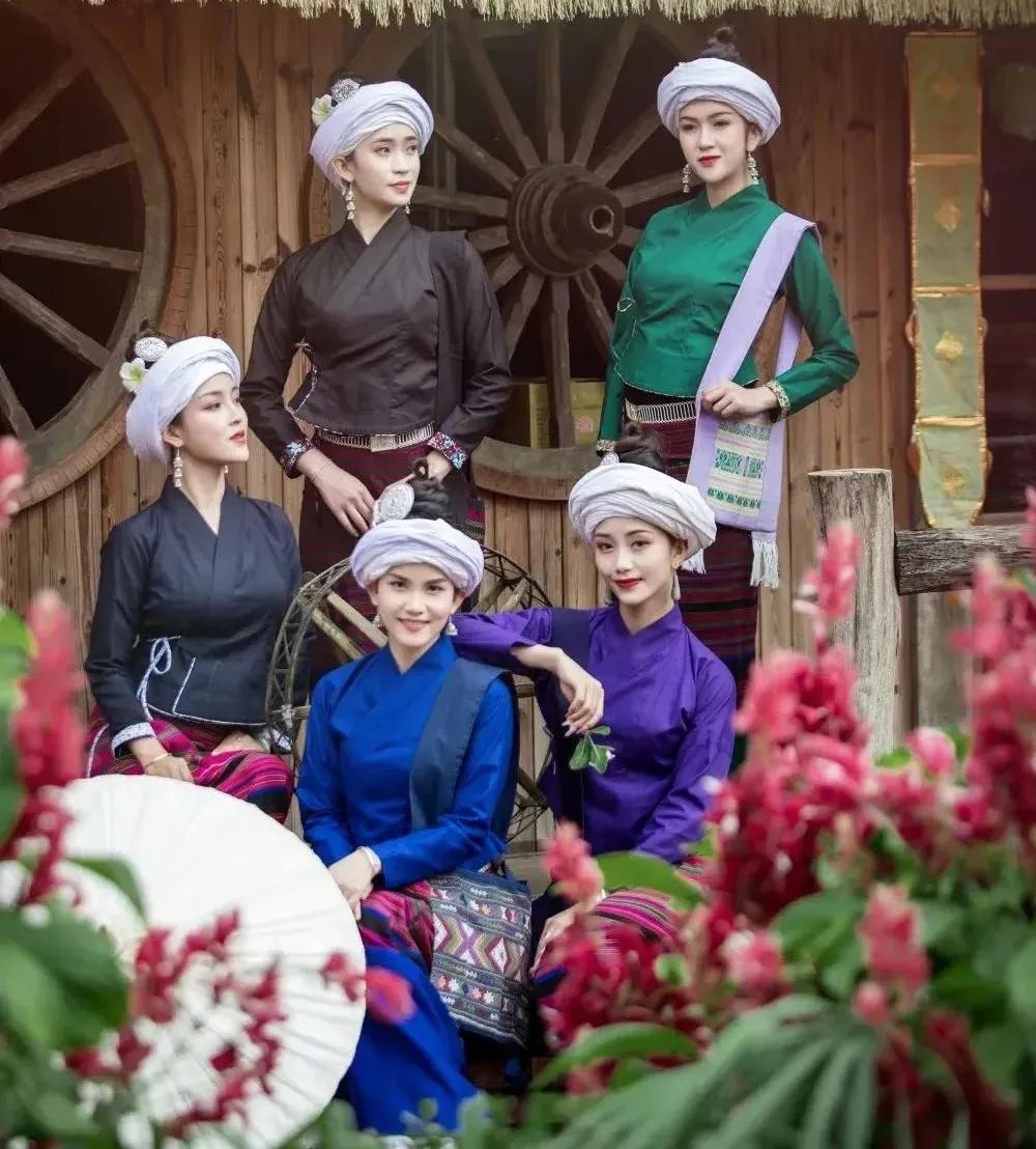 傣族服饰特点 傣族服饰风格-起航号