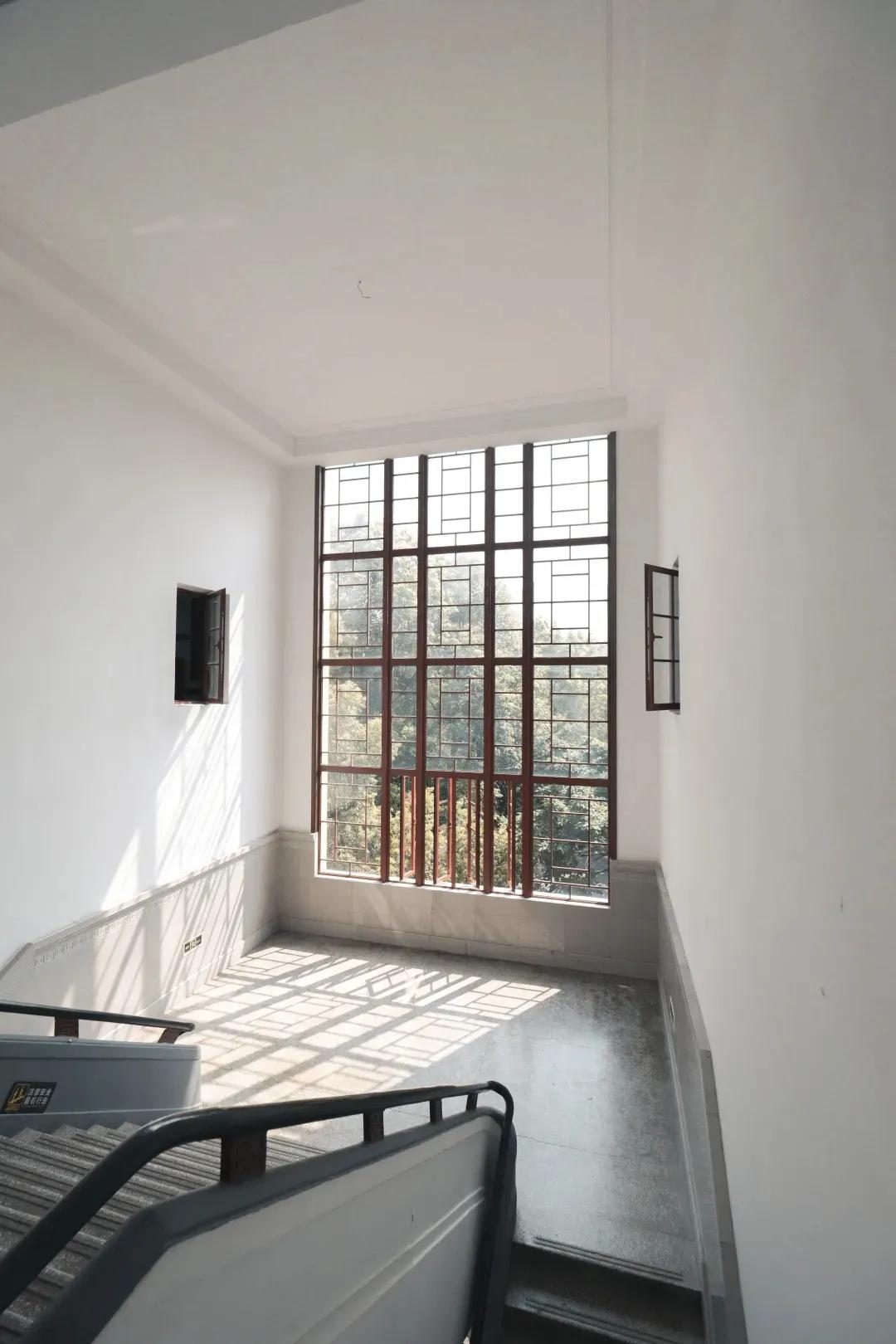 秋的色彩，你见过几分？来重大，共赏古风之韵