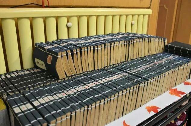 山西老汉张喜才：苦练书法50年，8年抄完四大名著，却被批无意义