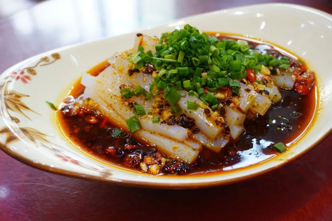 图片[1]-【肉丝花生凉粉】做法步骤图 营养美味 孩子嚷着吃-起舞食谱网