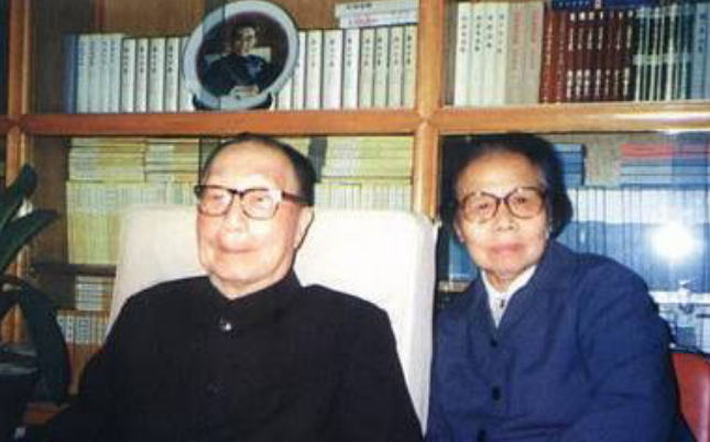 十大元帅墓地今何在？元帅们去世后都葬在了哪里？苍松翠柏掩忠魂