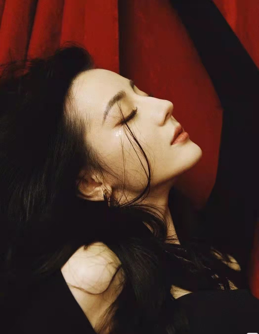 高清无水印美女素材（伤感系）