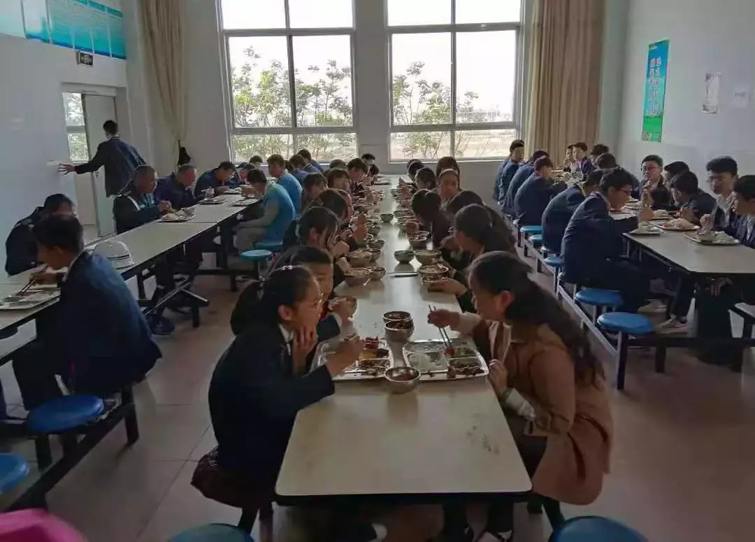 西昌校园食品安全情况怎么样?突击检查结果来了….