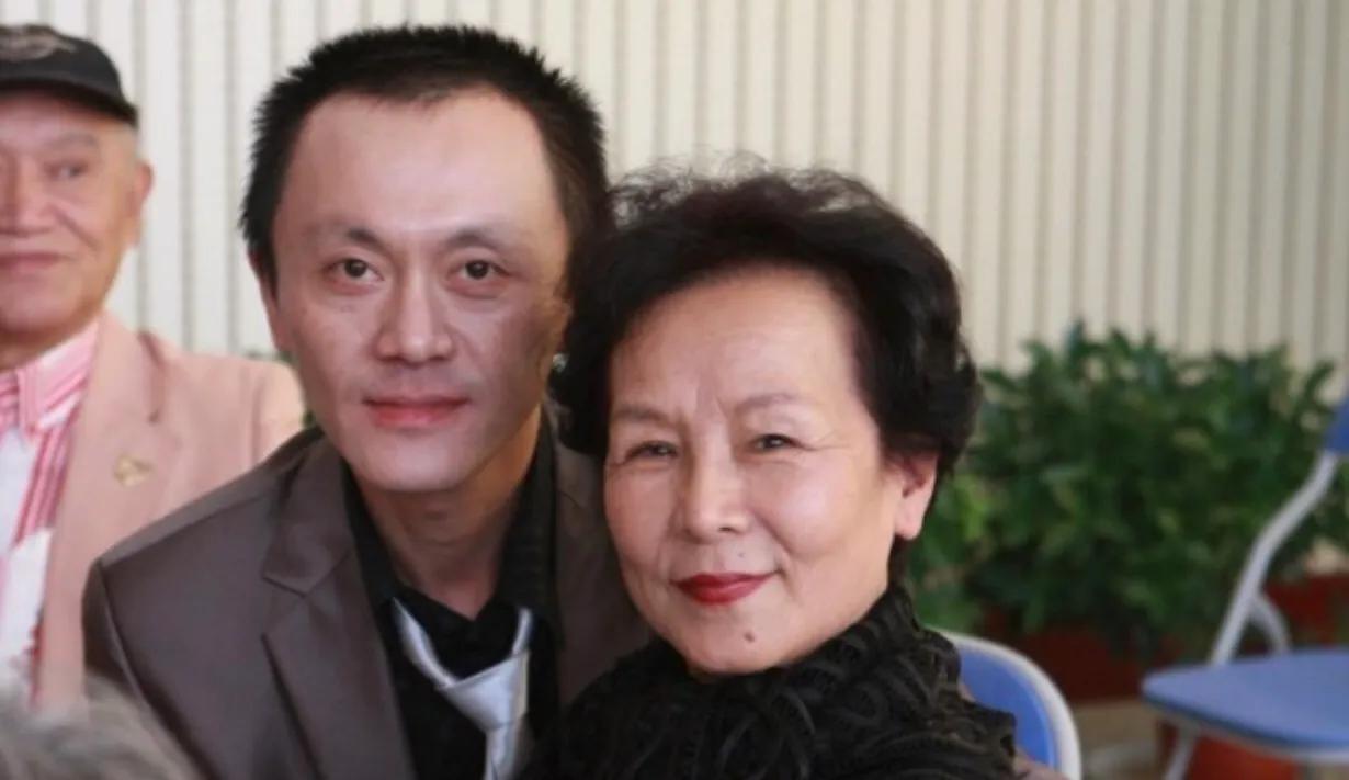 年轻时的钱漪,也是阳刚小伙子一枚!