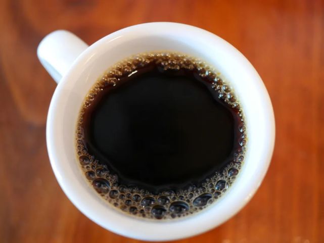 为什么有些人喝了咖啡反倒更困？