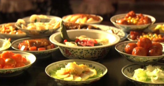 《红楼梦》：以美学的角度，看《红楼梦》里梦幻与现实的较量