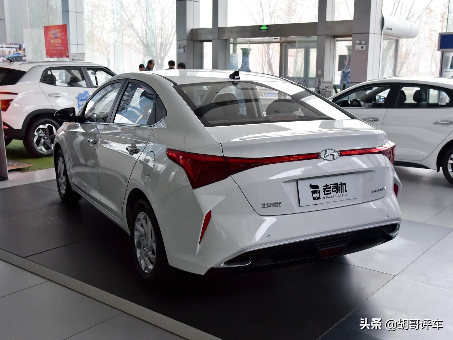 外观跟上时代，价格很合适的合资轿车，实拍现代悦纳
