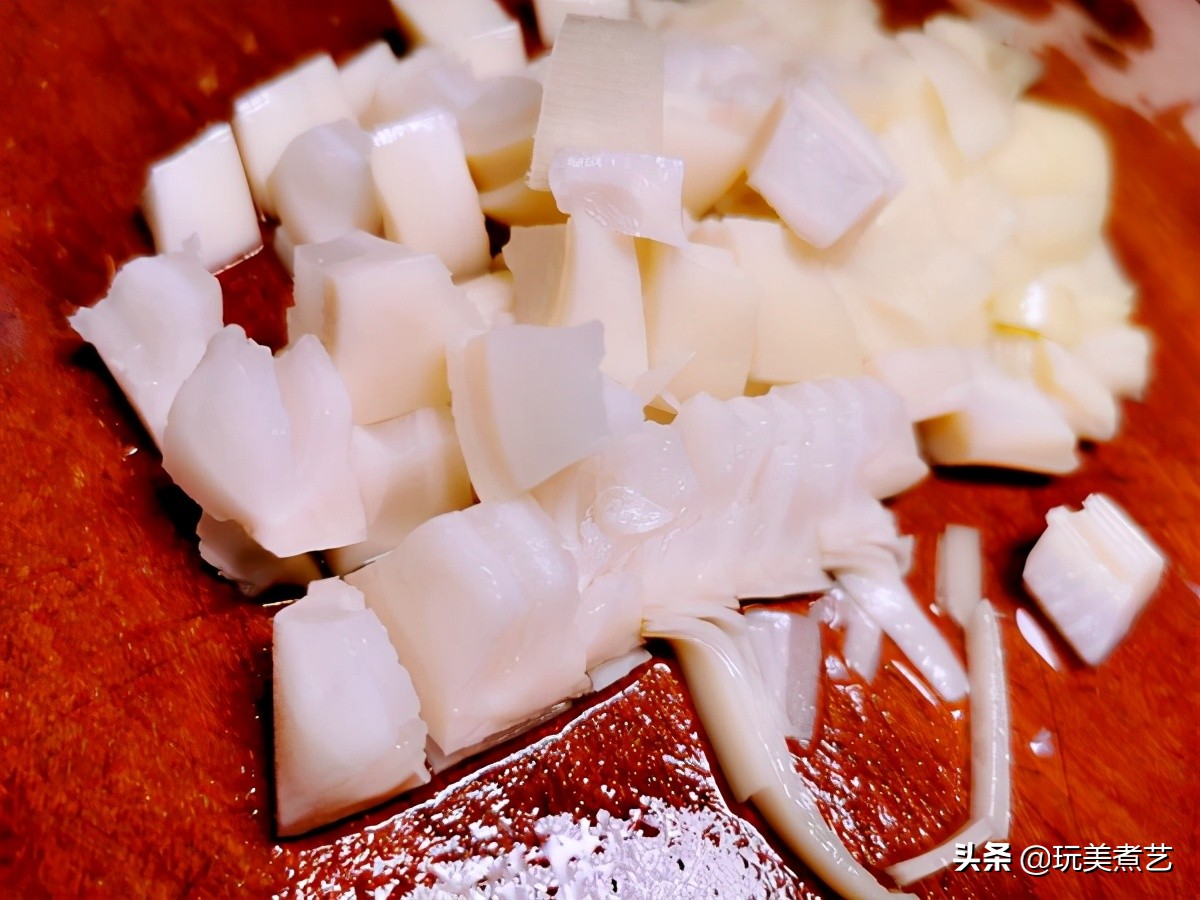 茄鲞的做法（复刻红楼梦里的文学美食之一茄鲞）