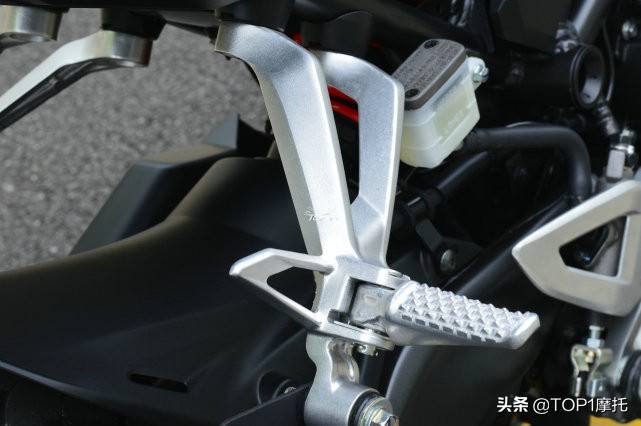 被价格掩盖了实力！本田CB300R骑行体验 完美的入门级街车