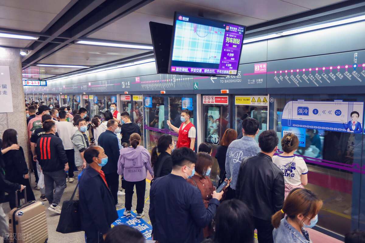 西安灞桥区和长安区哪个好？