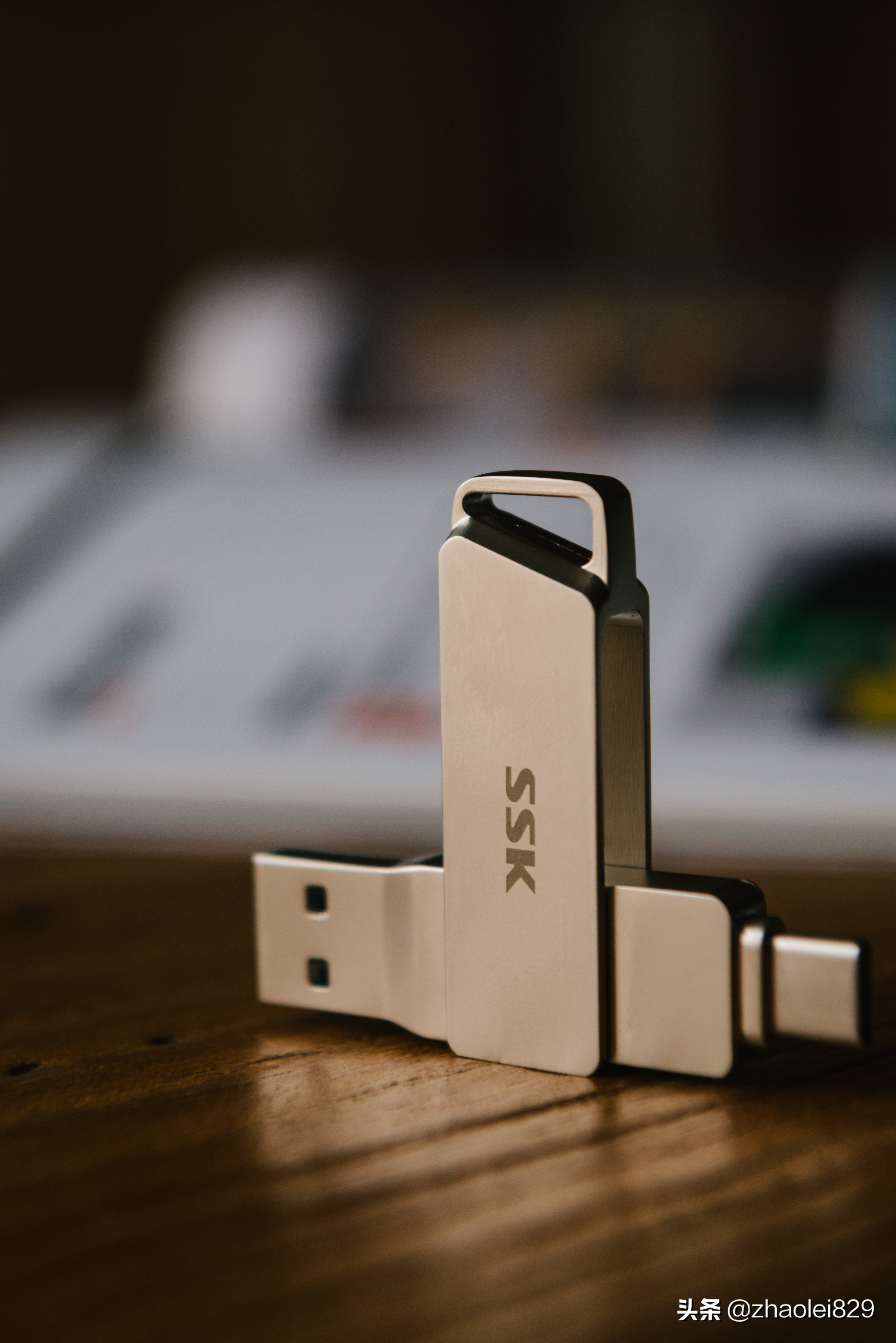 SSK飚王时光手机U盘FDU050使用体验