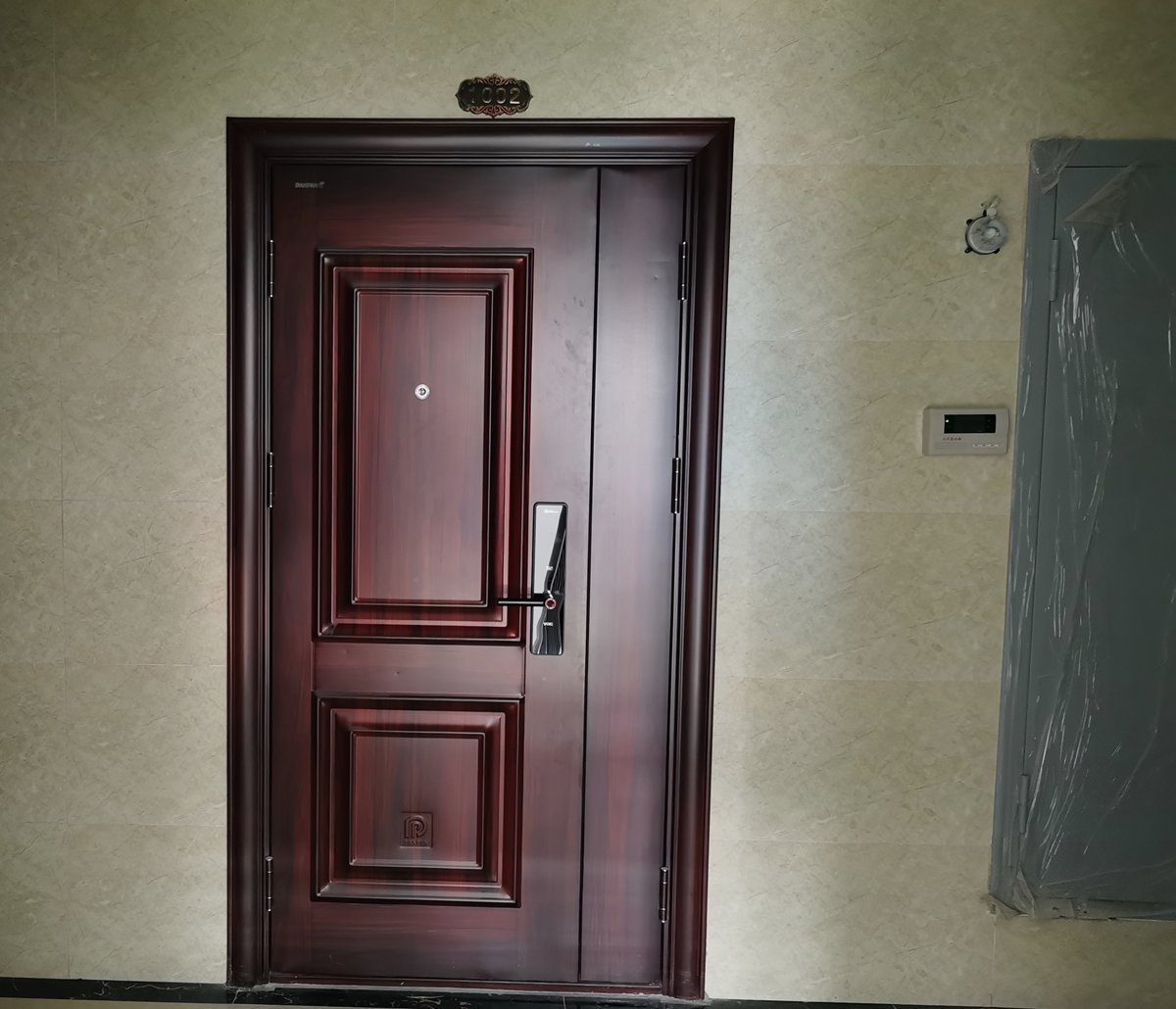 高灵敏度指纹解锁，华为HiLink VOC智能门锁X11全方位评测