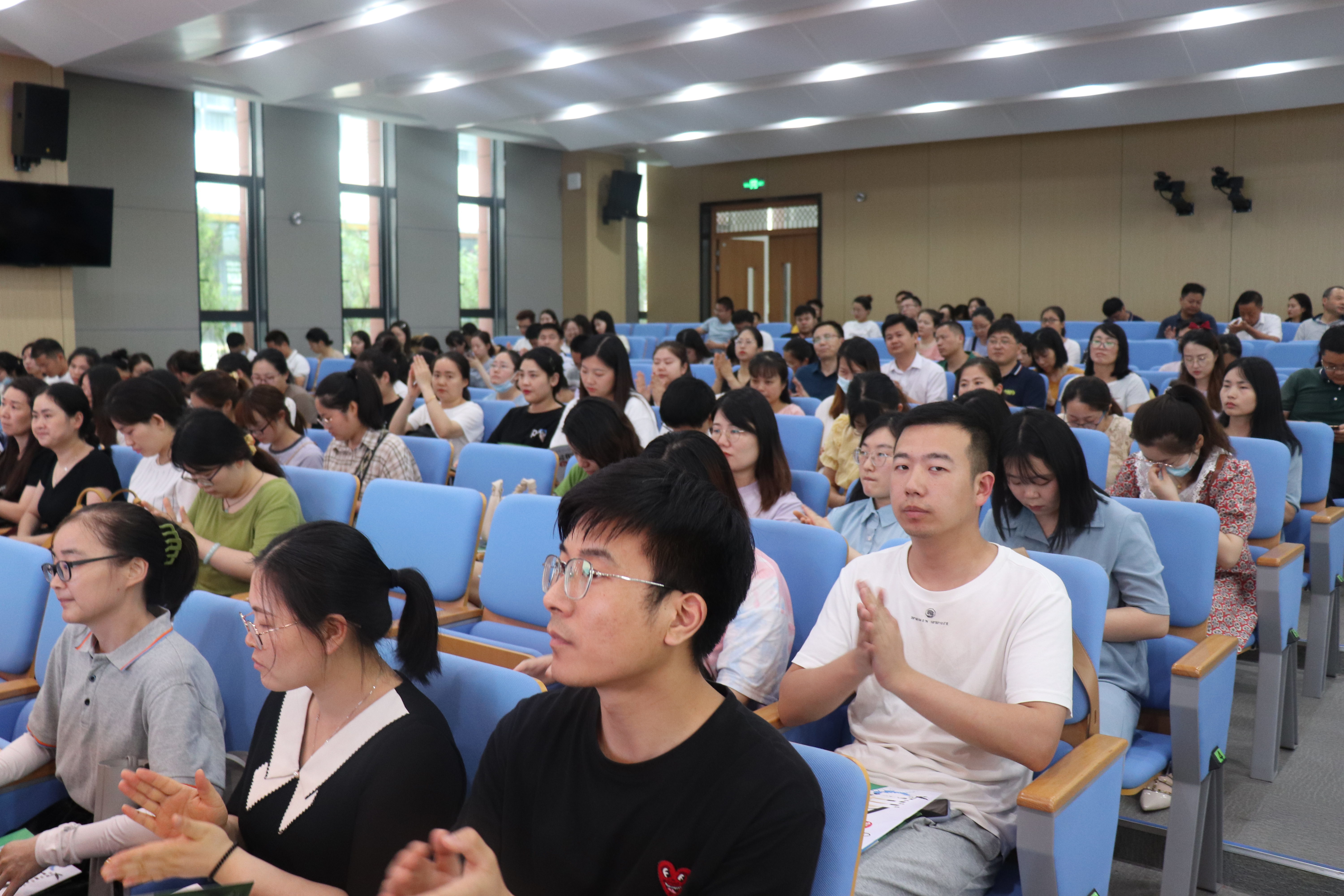 合肥一六八玫瑰园学校南校区2020—2021学年度第二学期期末表彰大会