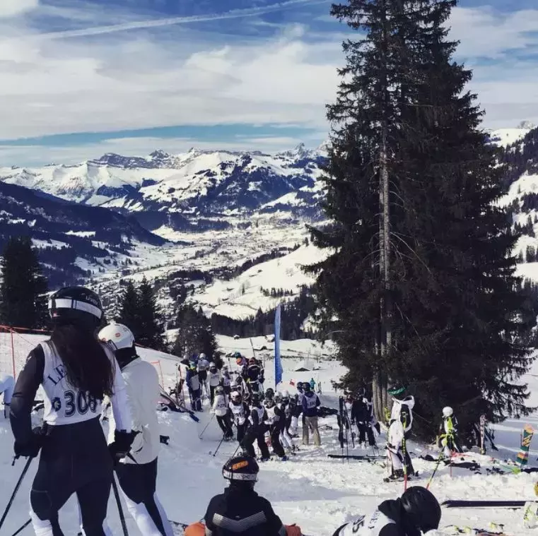 揭秘全世界最贵学校：400万一年、直通哈佛耶鲁、私人飞机上学……