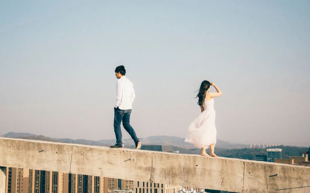 人生三大幸事：遇良师，得良友，拥良伴