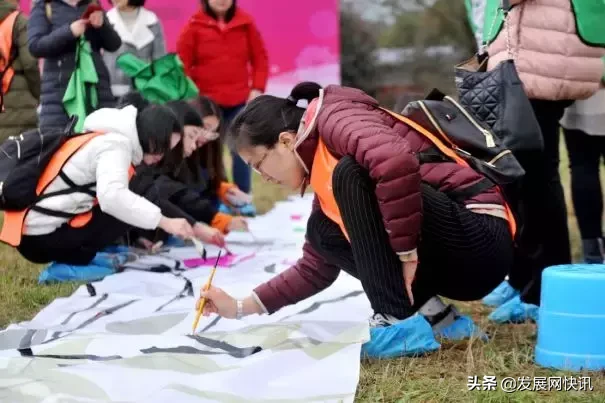 成都环境集团|最美应是三月天：春花灿烂是你，阳光耀眼如你
