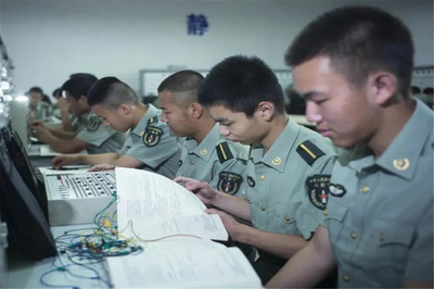 毕业“包分配”的军校，500分左右就能被录取，考上就是赚到