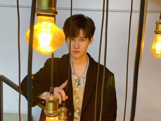 张真源化身中戏宣传小能手：受过很多委屈的少年，凭实力逆袭了