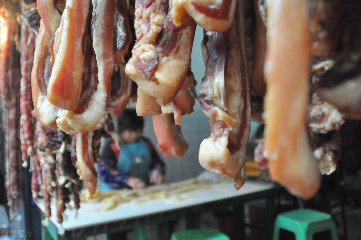 腌腊肉不能只抹盐，容易发霉，教你正确做法，香醇入味，久放不坏