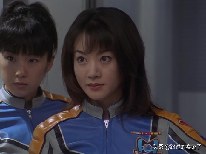 足球骑士女二(平成奥特曼中漂亮的小姐姐(第一期))