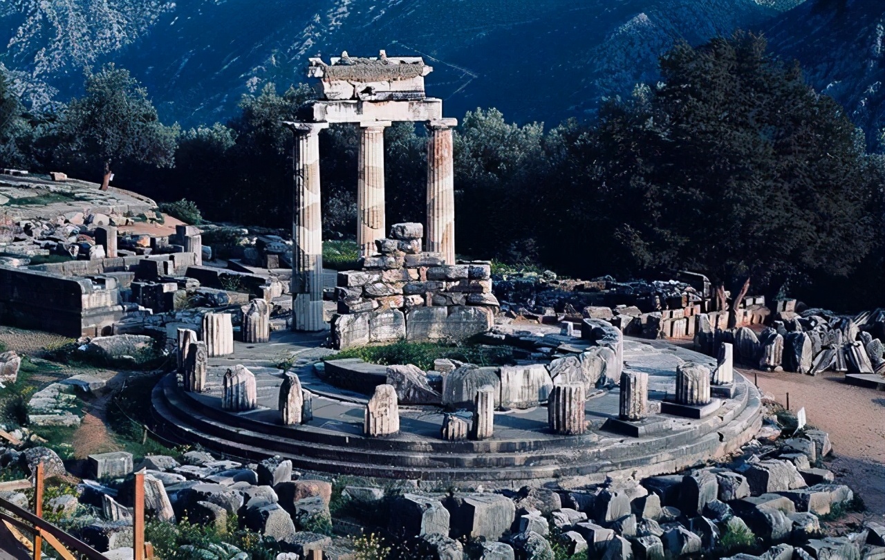 古希腊罗马时期是什么时期(春秋战国和希腊的城邦文明是处于同一时代，但却有各自的走向)