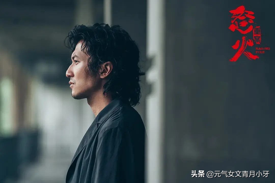 《怒火重案》的这些亮点，只有在粤语原声配音里才能体会