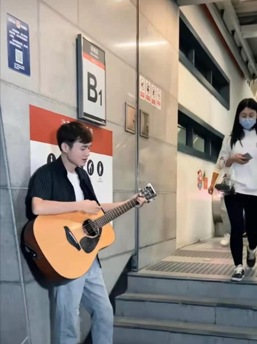 说道德，请先收起各种互怼，网络互怼也不行