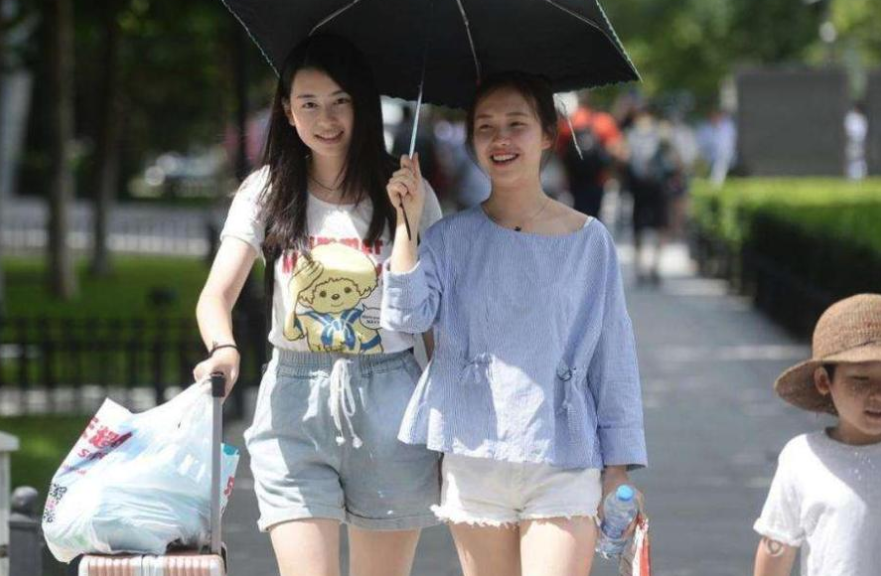 高考再现“黑马大学”，明明是二本院校，投档线却仅次于清北