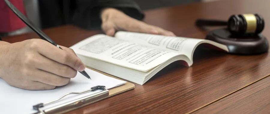 委托人嫌法院判决慢，连捅数刀致女律师身亡