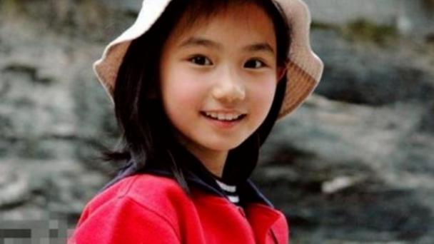 童星出身的她，高考成绩633分，才貌双全被称为“清华女神”