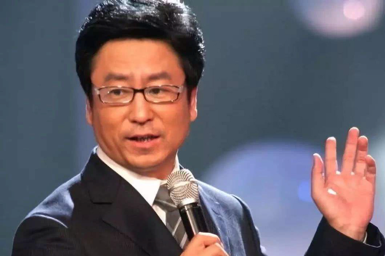 “打死也不让孩子寄宿学校”白岩松谈寄宿学校的危害，引人深思