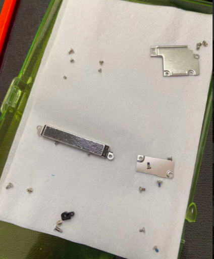 iPhone  6s充电口维修，自己动手，更换尾插，仅需22元