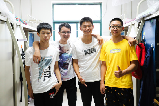 上海理工大学热烈欢迎新生报到，2019录取分数线